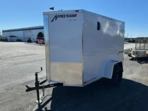 Homesteader 5 x 8 Enclosed V Nose Cargo
