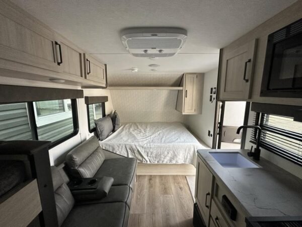 2025 Palomino Puma Camping Edition 16BHCE