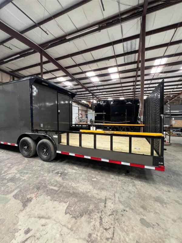3.jpg Hybrid Enclosed Trailer 8.5x30TA