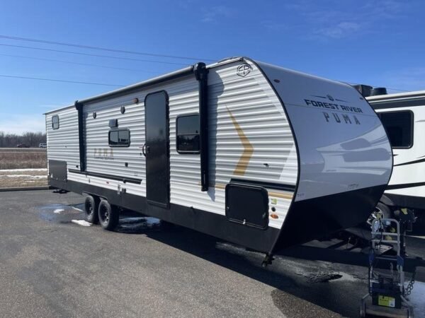 9B76BE6E-9DAC-4167-BFBE-EC96FD66F150.jpg 2025 Palomino Puma Camping Edition 304BHCE