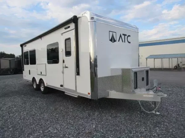 ATC-8.5X24-ALUMINUM-ENCLOSED-MOBILE-OFFICE-TRAILER-MOBILE-MARKETING-10.webp ATC 8.5 x 24 Aluminum Office Trailer Mobile Command Center