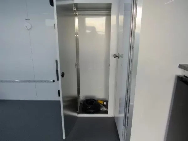 ATC-8.5X24-ALUMINUM-ENCLOSED-MOBILE-OFFICE-TRAILER-MOBILE-MARKETING-2.webp ATC 8.5 x 24 Aluminum Office Trailer Mobile Command Center