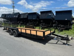 BWise-7x20-Equipment-Trailer-Landscape-Gate-EH20-10LE-HDLS-1.webp BWise 7 x 20 Low Profile Equipment Trailer Landscape Ramp