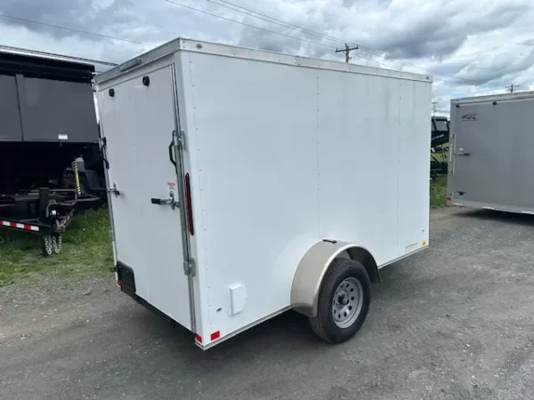 Diamond-Cargo-5-x-10-Enclosed-Cargo-Trailer-Ramp-Door-V-Nose-4.webp Diamond Cargo 5 x 10 Enclosed Cargo Trailer