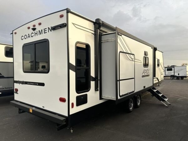 E13DCF15-2BE8-4997-A972-AF903B31B573.jpg 2025 Coachmen Apex 293 RLDS