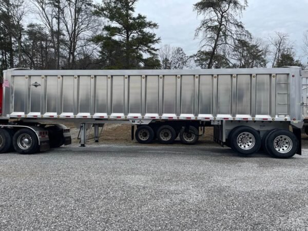 End-Dump-Trailers-Trailstar-39x102x72-43828517.jpg 2023 Trailstar 39ft End Dump Trailer