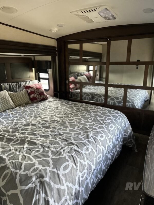 2019 JAYCO NORTH POINT 377RLBH