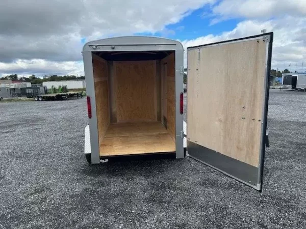 Homesteader-5x8-Enclosed-Cargo-Trailer-Single-Rear-Door-Side-Door-6-Interior-Height-6-1.webp Homesteader 5 x 8 Enclosed Cargo Trailer Challenger Model