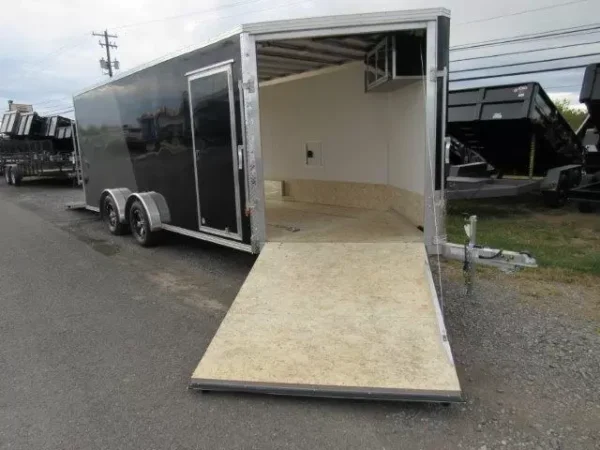 Sno-Pro-Stealth-7.5X18-V-Nose-Inline-Snowmobile-Trailer-Aluminum-5-1.webp Sno Pro 7.5 x 18 Snowmobile Trailer All Aluminum