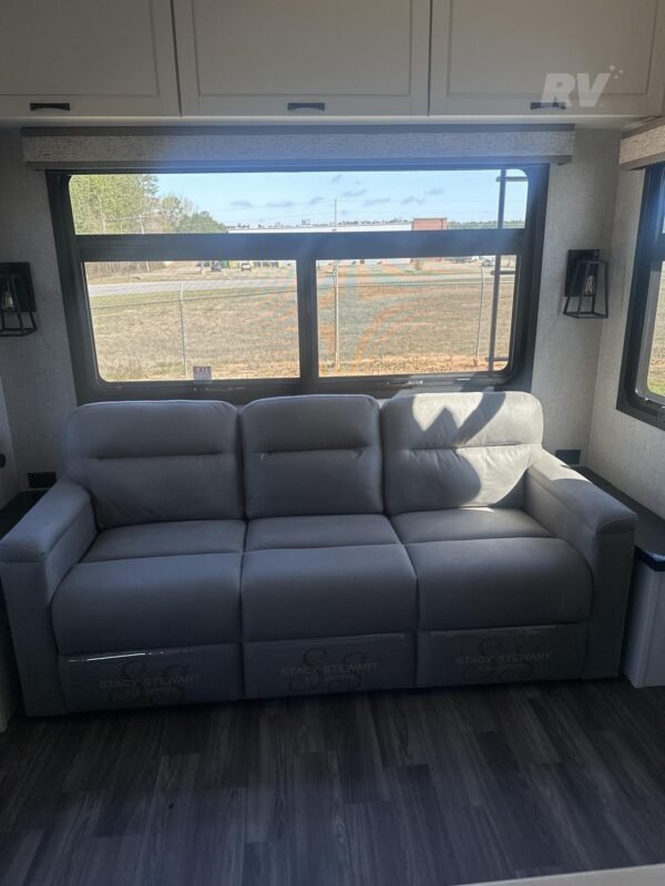 2025 JAYCO NORTH POINT 377RLBH