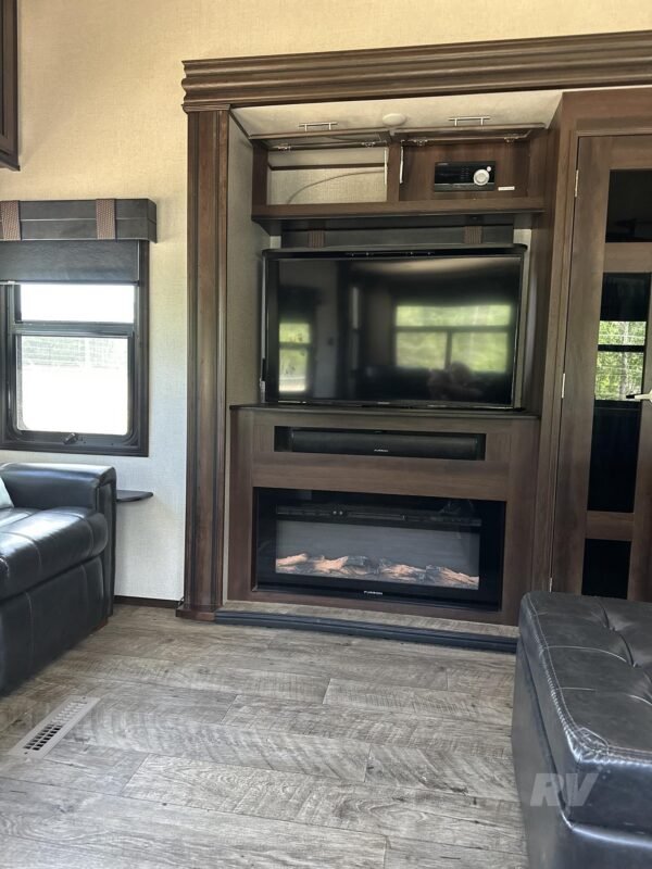 2019 JAYCO NORTH POINT 377RLBH