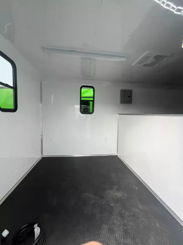 Gooseneck Hybrid Enclosed Trailer 8.5x34TTA5