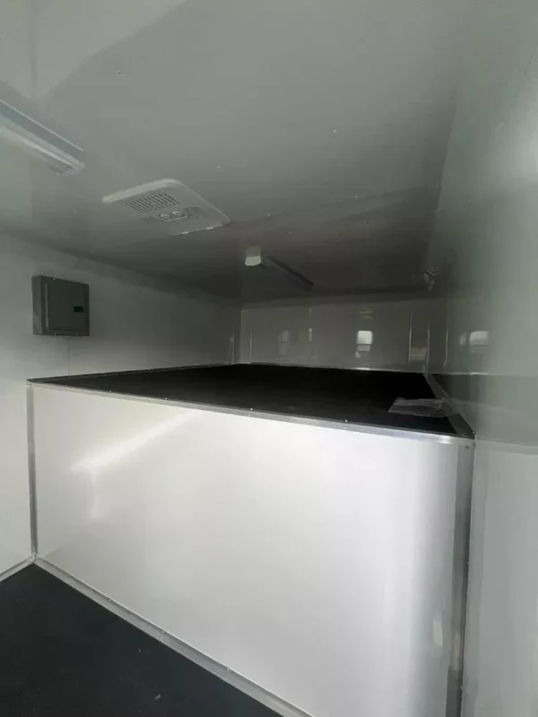 Gooseneck Hybrid Enclosed Trailer 8.5x34TTA5