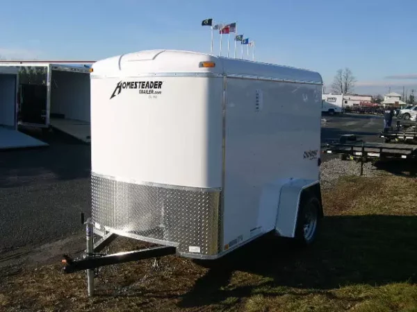 p-3513-small-enclosed-trailers-1.webp Homesteader 5 x 8 Enclosed Trailer Single